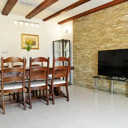 Apartment Lorena *