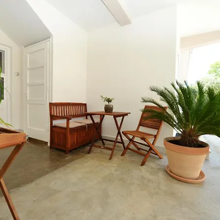 Lorena Apartment *