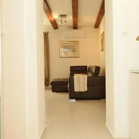 Apartment Lorena *