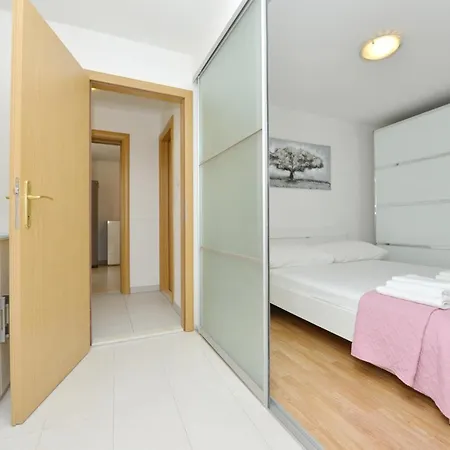 Lorena Apartment Zadar